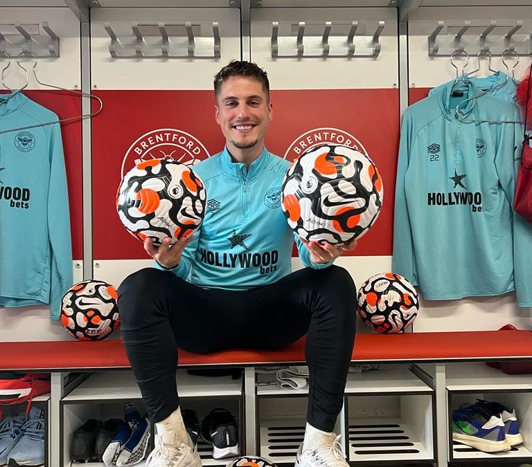 El Campus contará con el balón oficial de la Premier League
